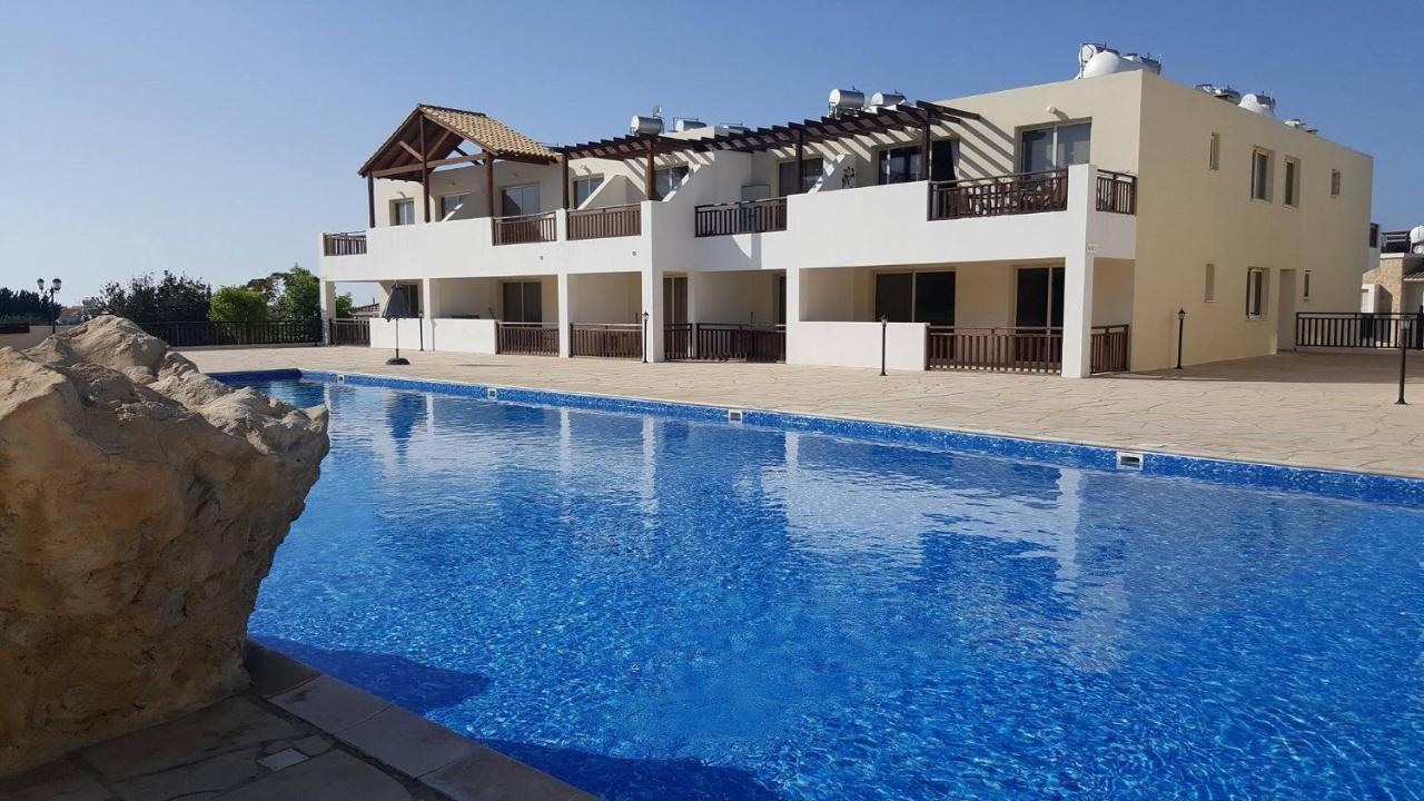 C5 Vanessa Luxury Apartment Peyia Extérieur photo