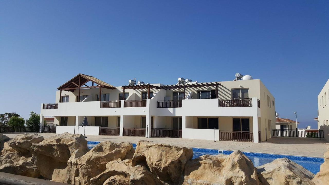 C5 Vanessa Luxury Apartment Peyia Extérieur photo